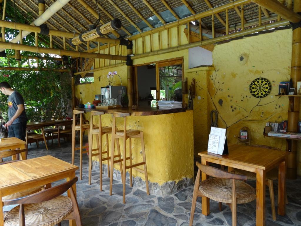 Villa Jati Mangsit Senggigi Exterior photo