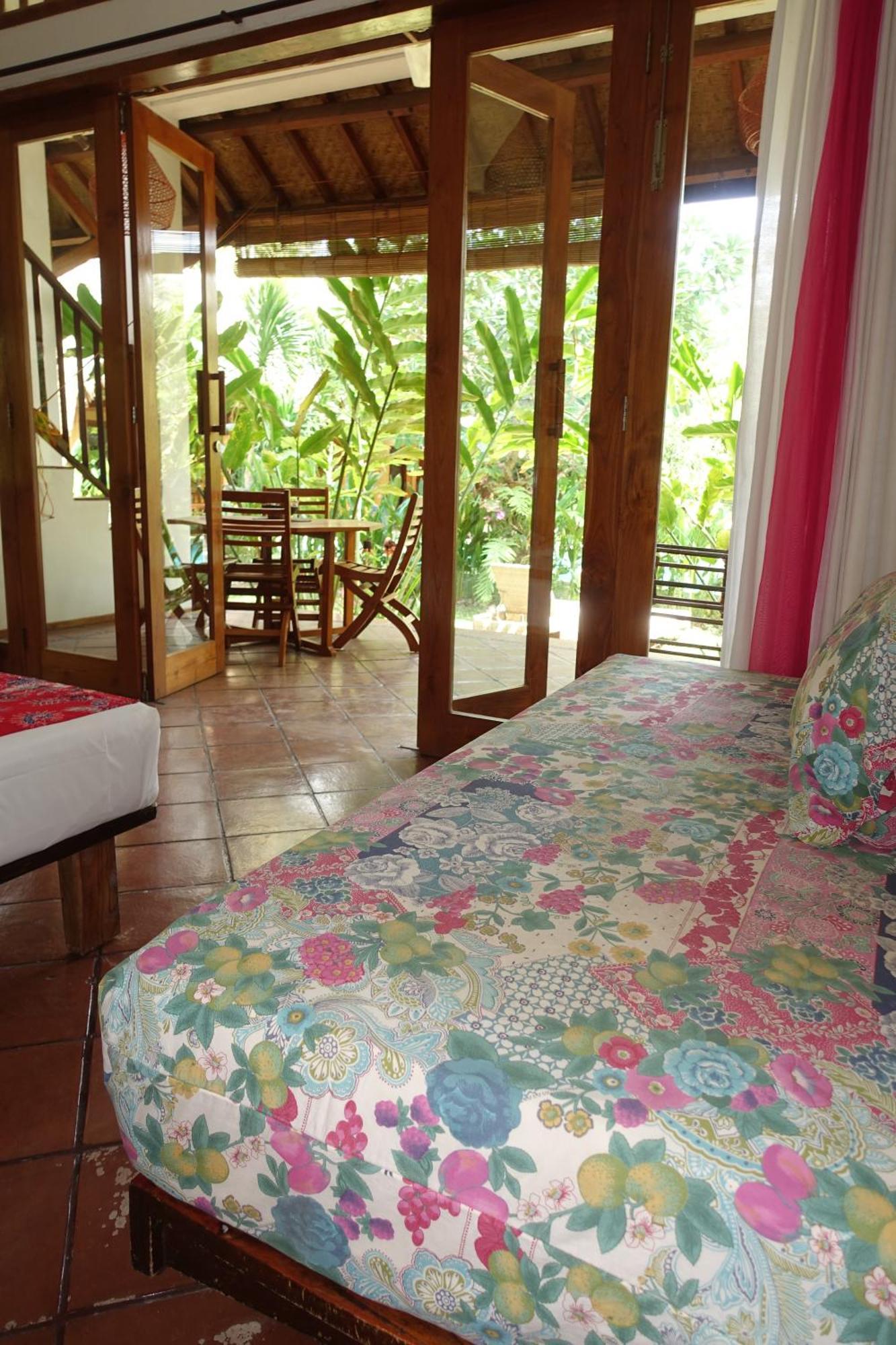 Villa Jati Mangsit Senggigi Exterior photo